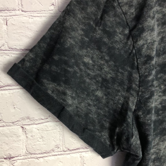 Carbon Men's Gray Tie Die Tee. - Picture 3 of 8